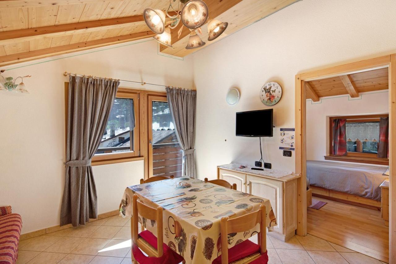 Jolly Apartment *
